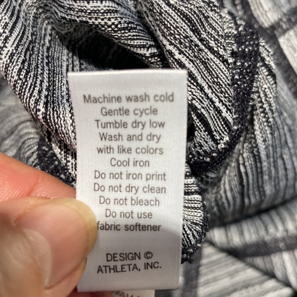 Athleta High Rise Mesh Leggings - Picture 9 of 10